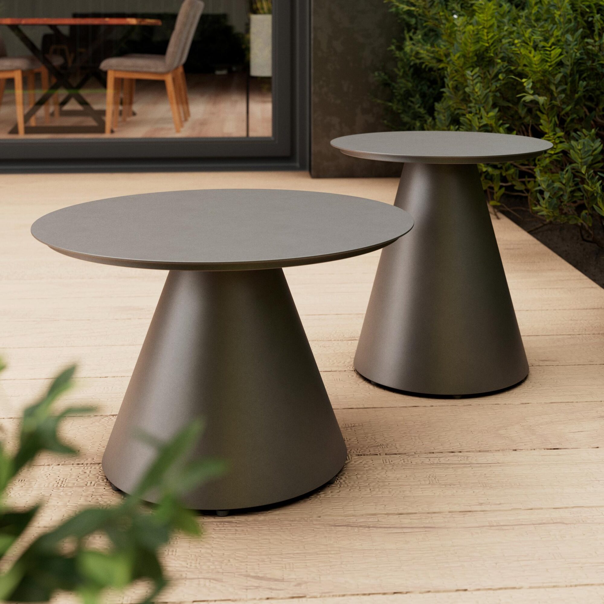 Dunkelgrauer Beistelltisch Tobi für den Garten/Outdoor in dunklem Aluminum/Metall im modernem Design von Mömax