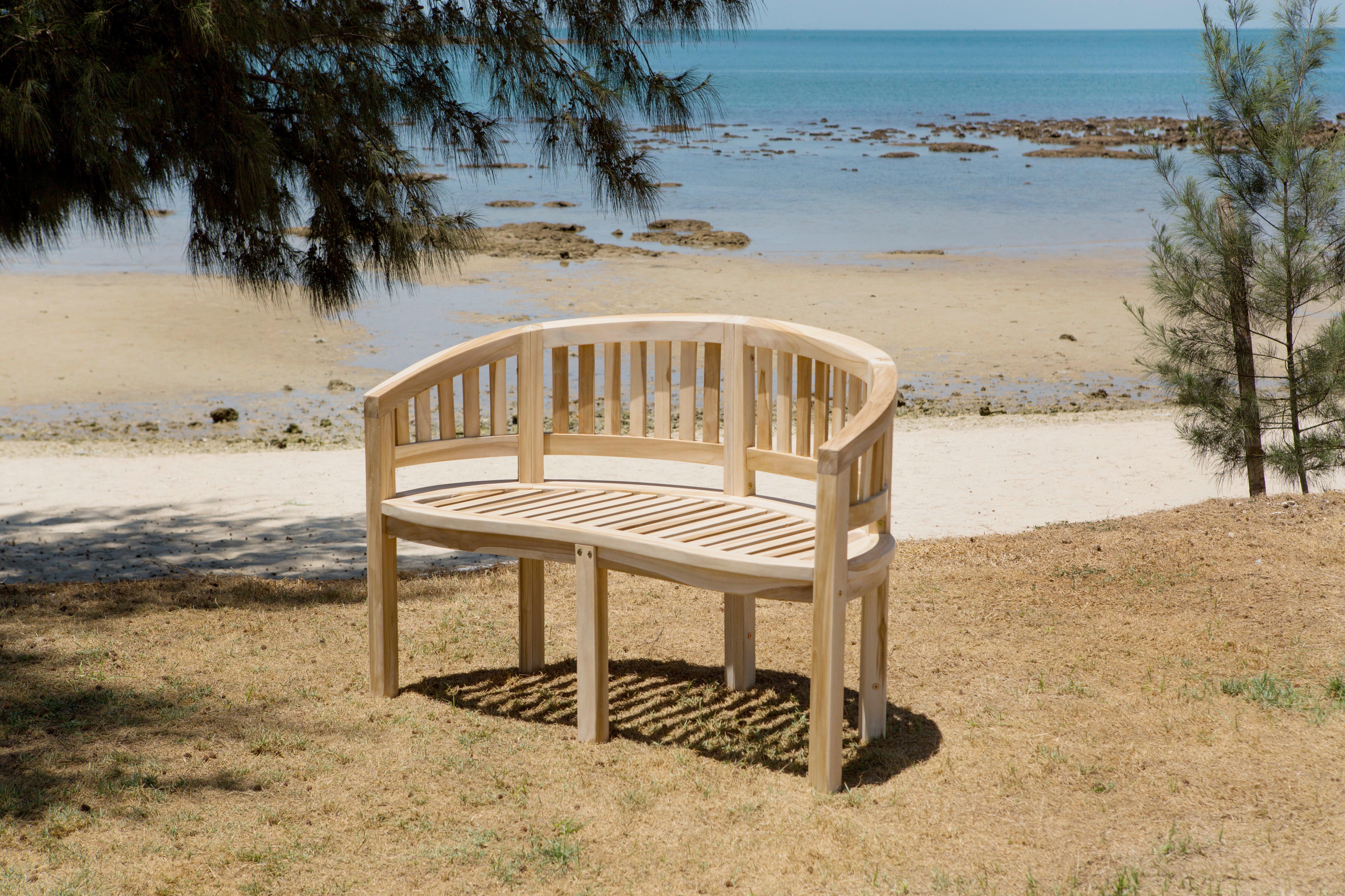 wohnli-moebel-suche-00002N001815 Wohnli Möbelsuche - Gartenbank 3-Sitzer halbrund Naturfarben Teakholz