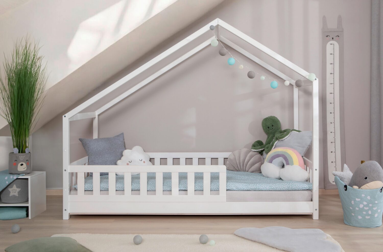 Hausbett Lou ca. 140x200 cm Holz Weiß Holz MID.YOU Möbel > Betten Weiß