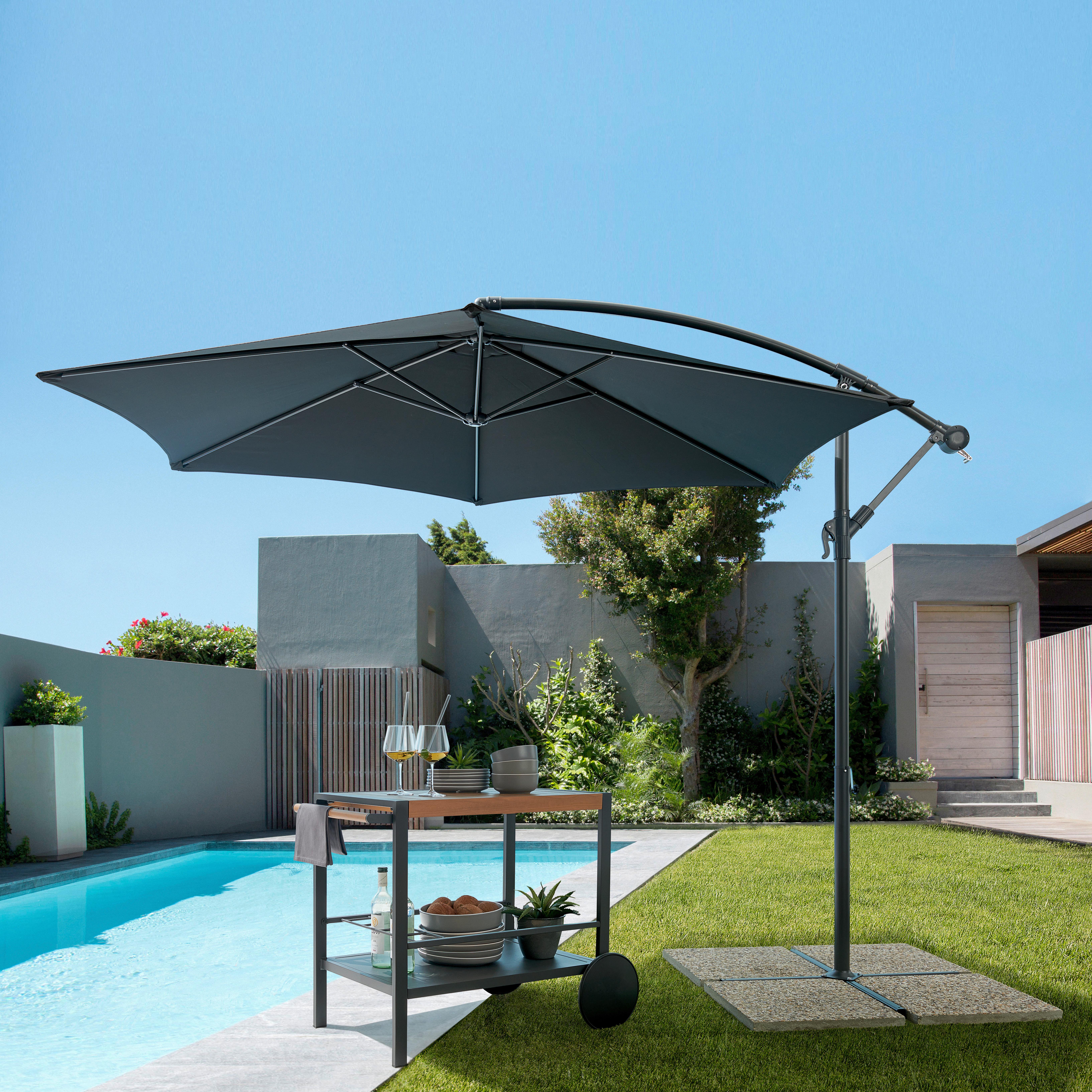 Wohnli Möbelsuche - Ampelschirm Gap in Anthrazit ca. 295x245cm
