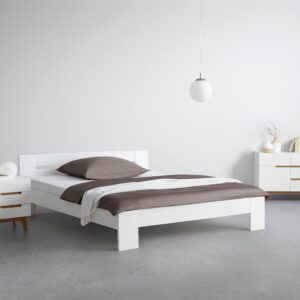 Bett Madrid Weiß ca. 180x200cm Holz Mömax Möbel > Betten > Doppelbetten Weiß