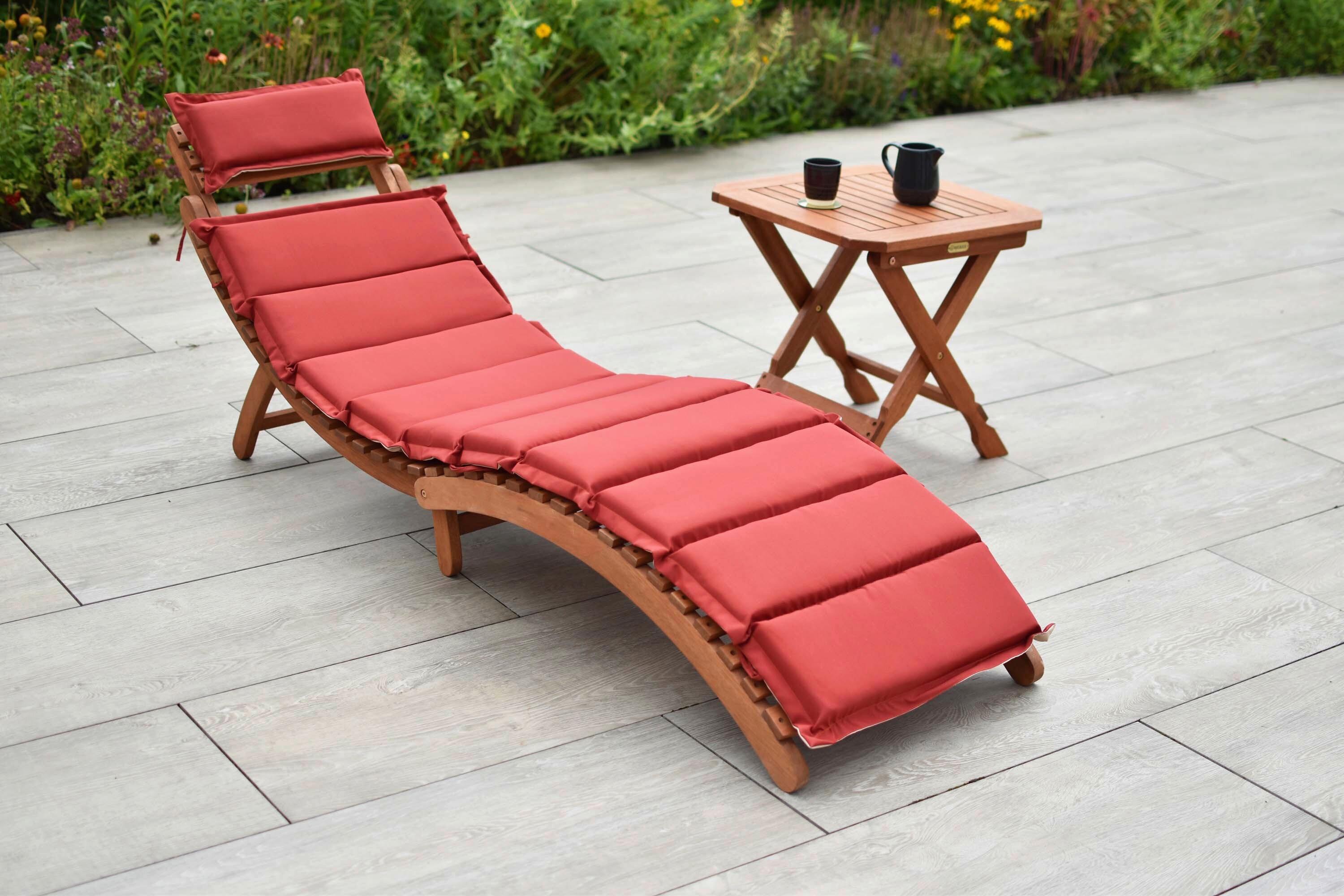 wohnli-moebel-suche-001442000808 Wohnli Möbelsuche - Gartenliege Ipanema Holz inkl. Auflage in Rot