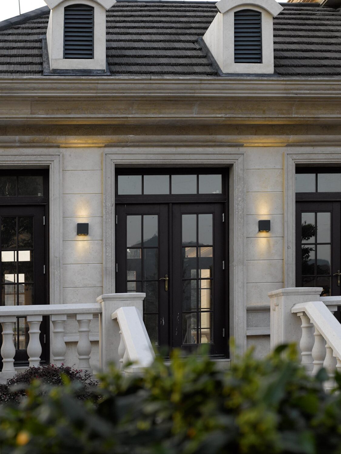 Außenwandleuchte Thames in Anthrazit max. 3 Watt Wandlampe Metall Trio Leuchten Lampen & Leuchten > Außenleuchten Anthrazit