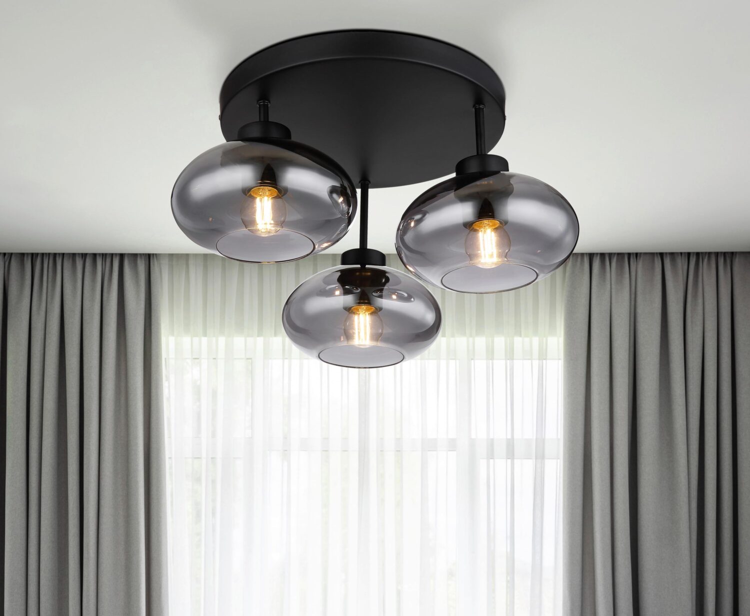 Deckenleuchte Shaun in Schwarz max. 40 Watt Deckenlampe Metall, Glas Globo Lampen & Leuchten > Deckenleuchten Schwarz