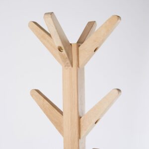 Garderobenständer aus Eichenholz 41.5x183x41.5cm Holz Beige Maisons du Monde Möbel Flurmöbel Garderobenständer und Garderobenhaken