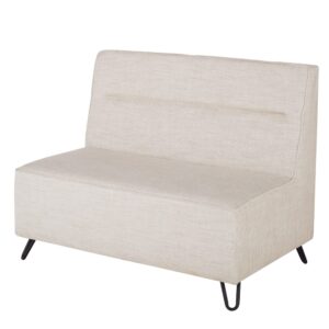 sandfarbenem Stoffbezug