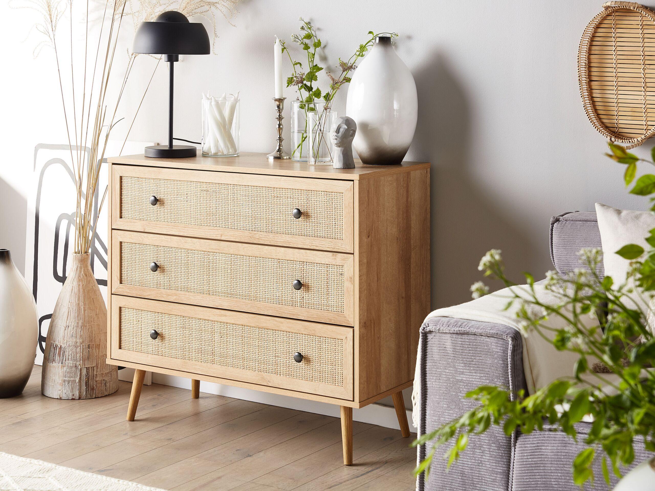 KOMMODE 3 Schubladen Rattan heller Holzfarbton Ponca Holzwerkstoff Beliani Möbel > Kommoden & Schubladenschränke > Kommoden Braun