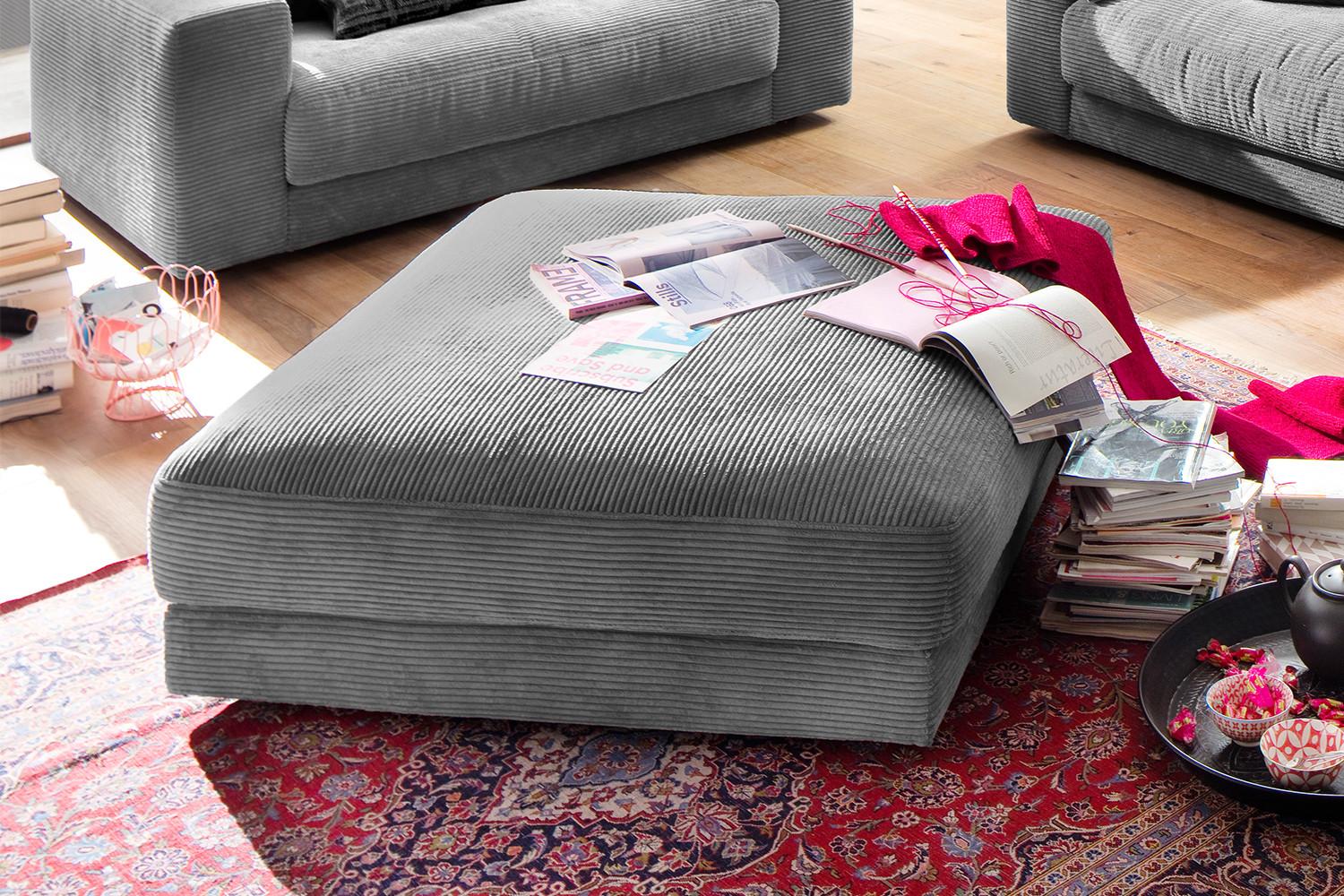 wohnli-moebel-suche-800000690107-1 BIG HOCKER MADELINE Grau Cord Textil KAWOLA Möbel > Sessel > Hocker Grau
