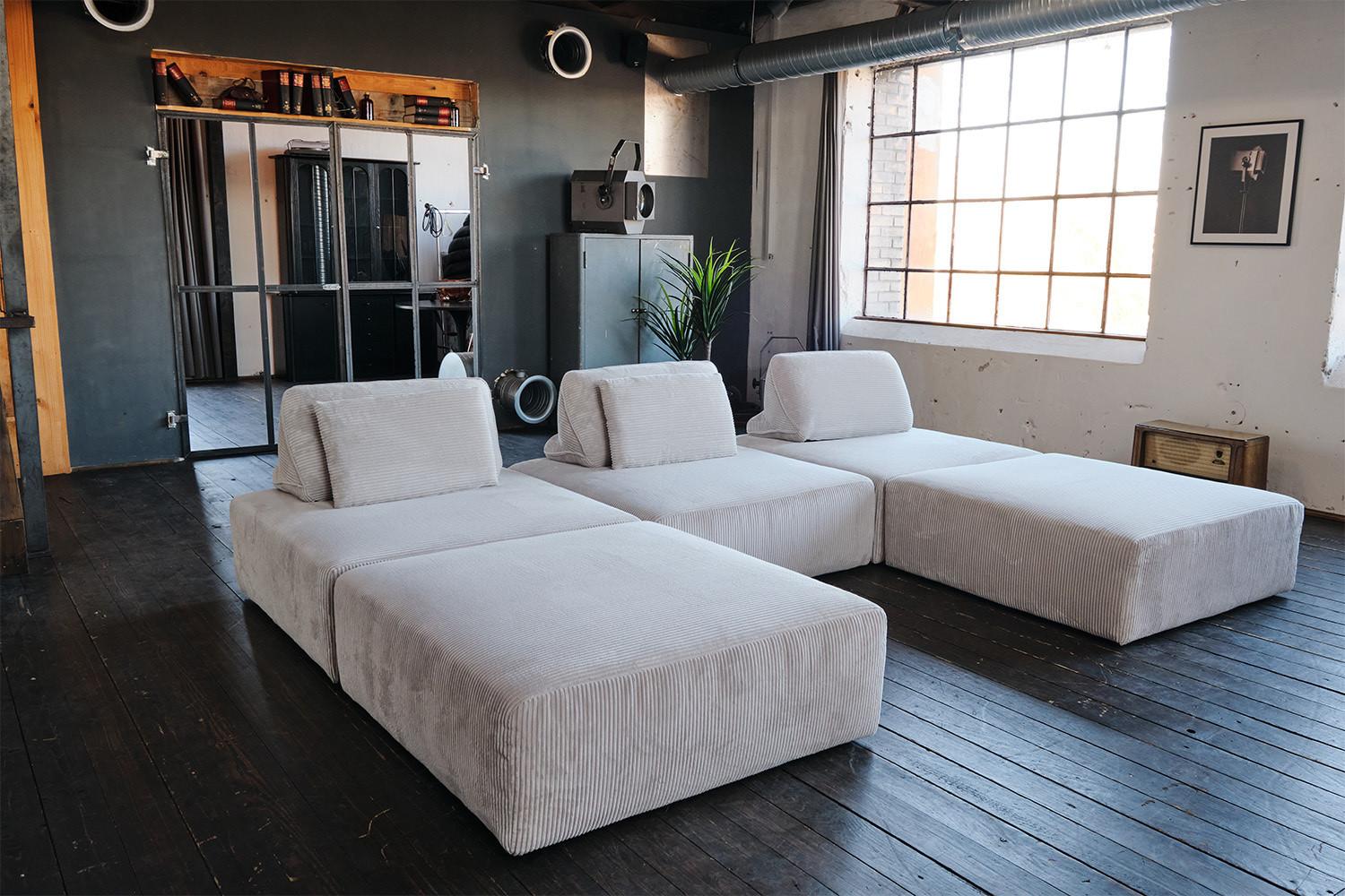 MODULSOFA WIOLO SOFT 5 MODULE 5 KISSEN Hellgrau Cord Textil KAWOLA Möbel > Sofas & Couches > Sofas Grau