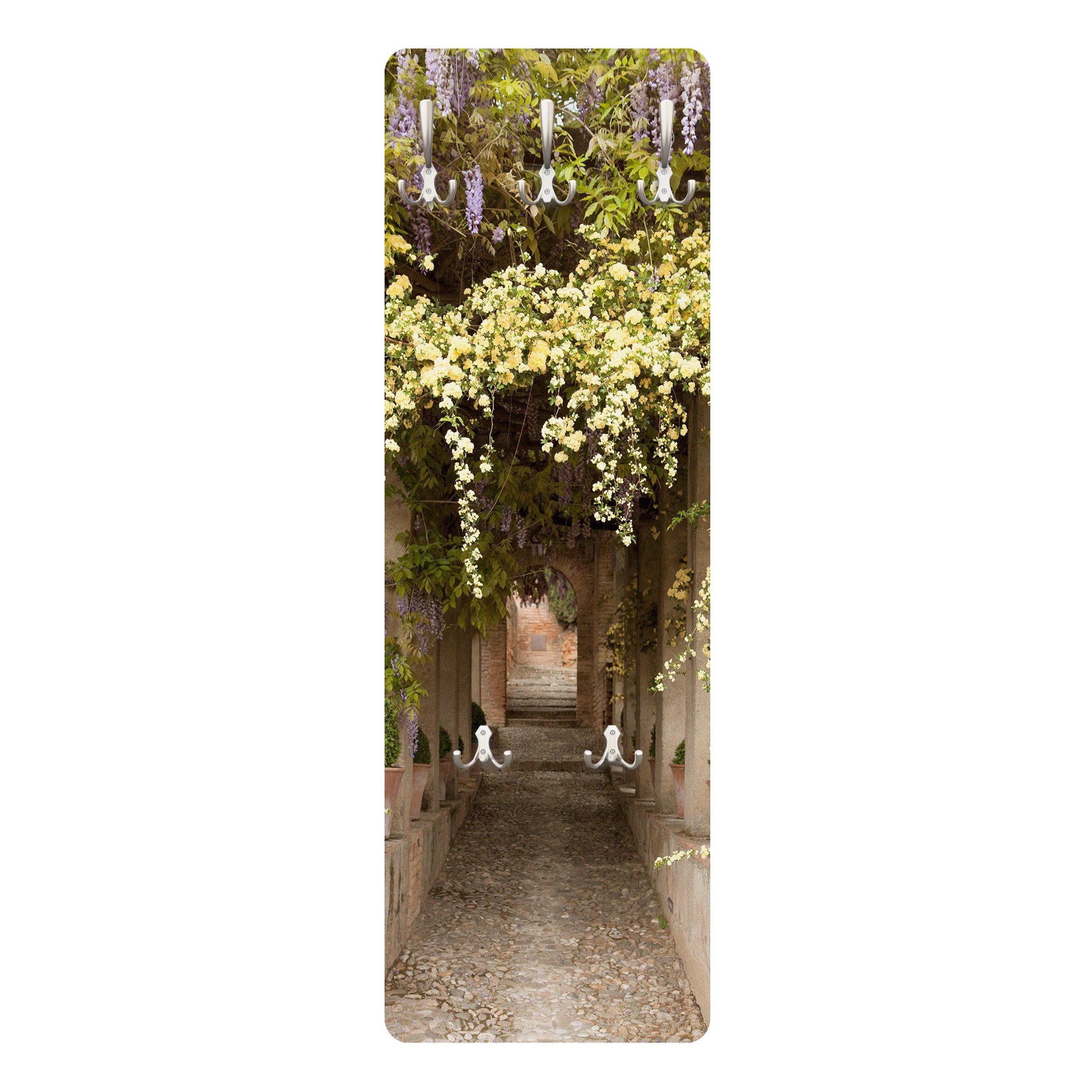 Wohnli Möbelsuche - WANDGARDEROBE - Blumengesäumter Weg in Spanien 34/105 cm