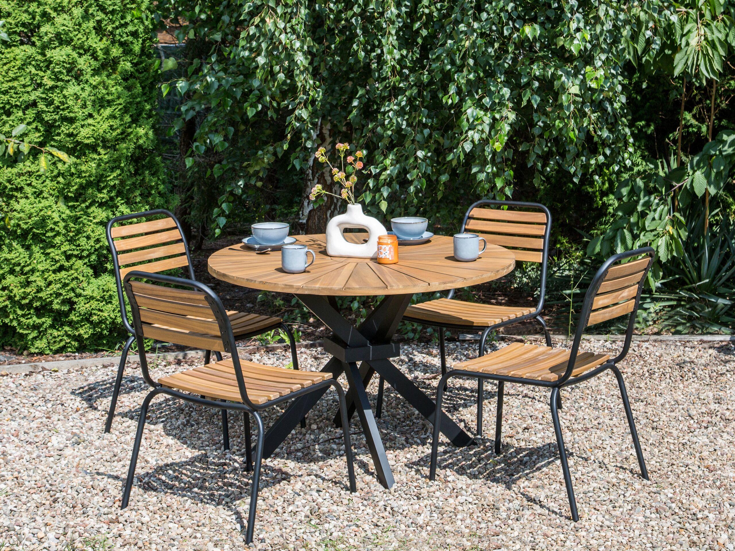 GARTENTISCH Heller Holzfarbton Cissone Holz Beliani Garten & Outdoor > Gartenmöbel > Gartentische Braun