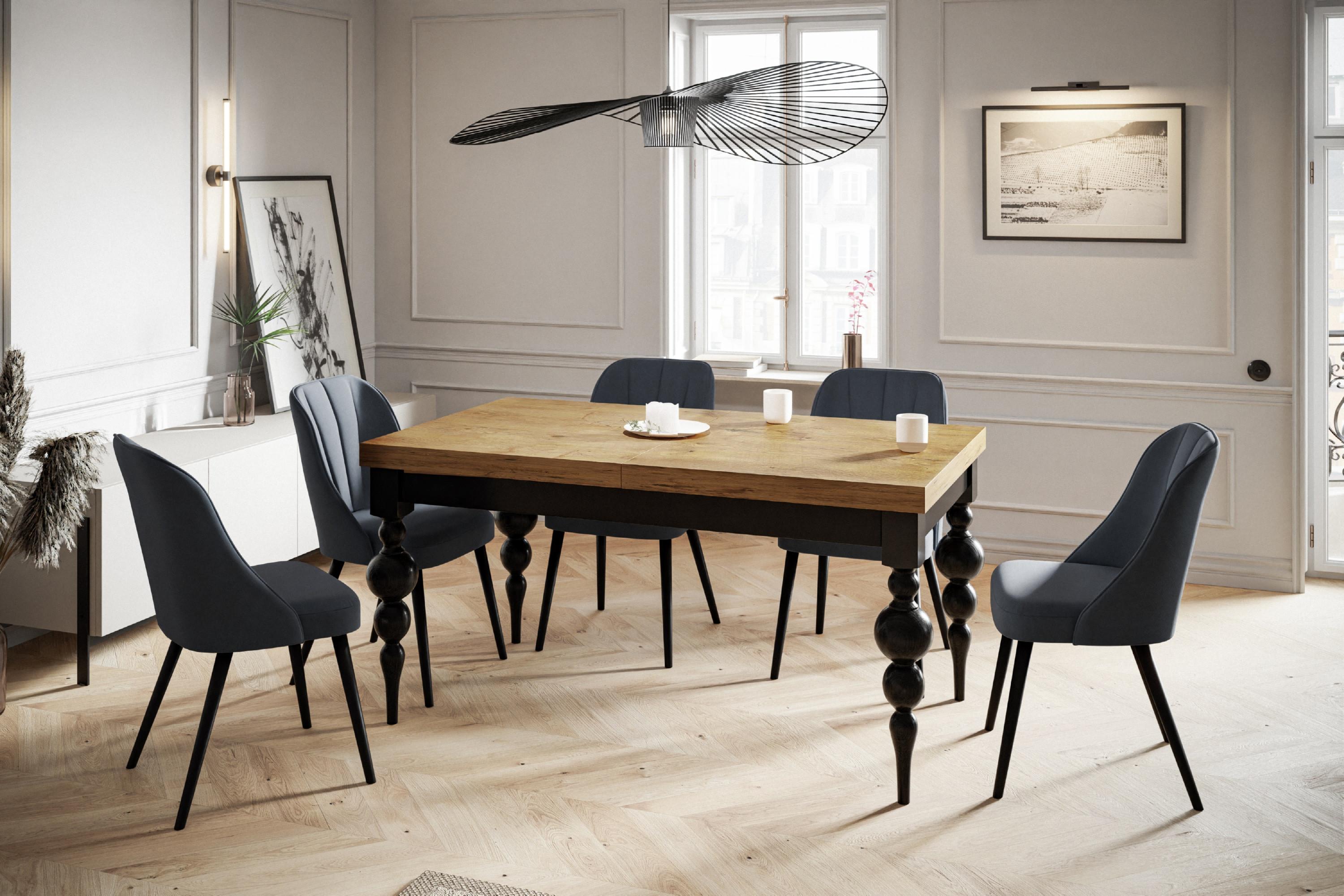 ausziehbarer Tisch