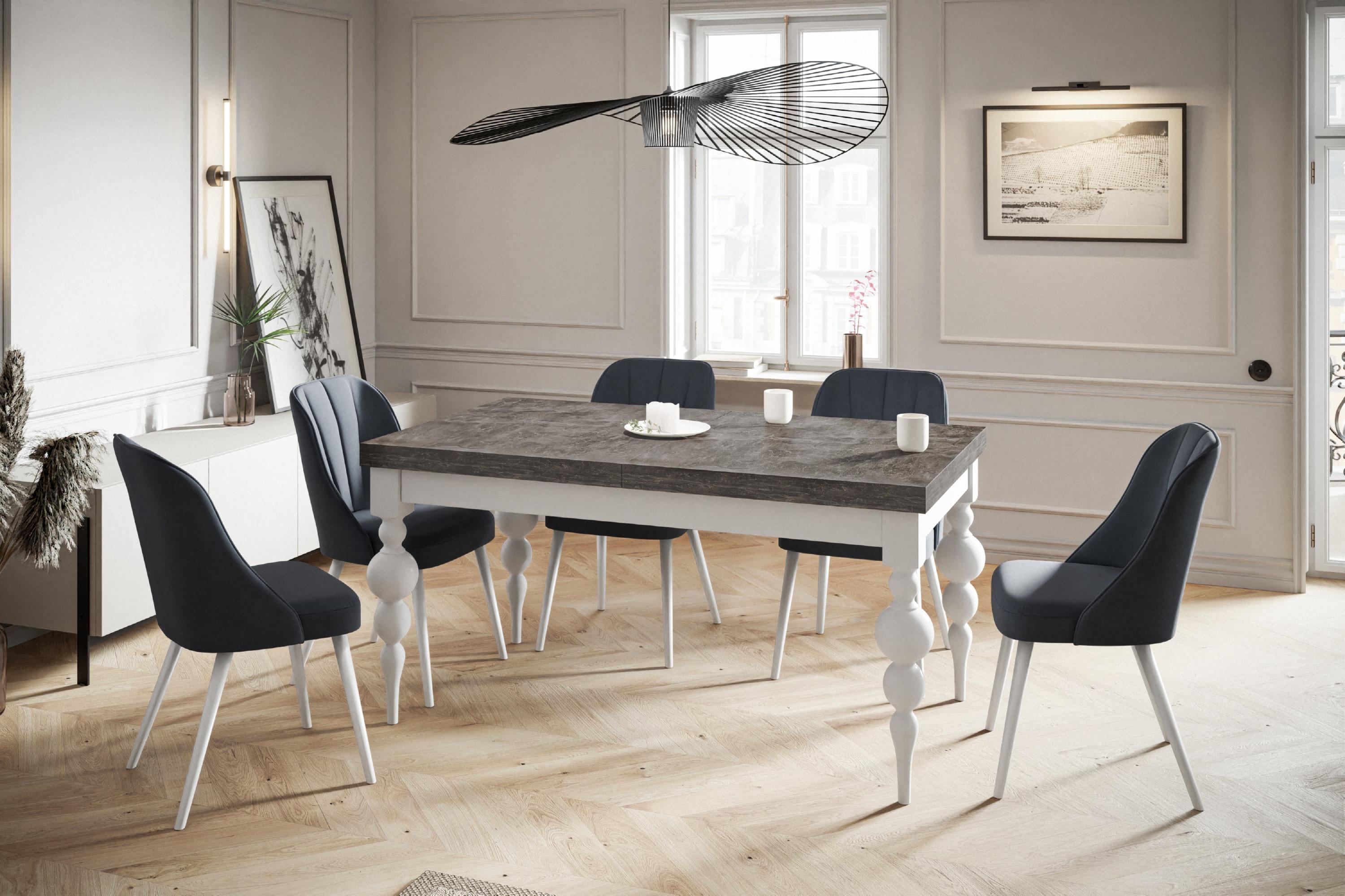 ausziehbarer Tisch
