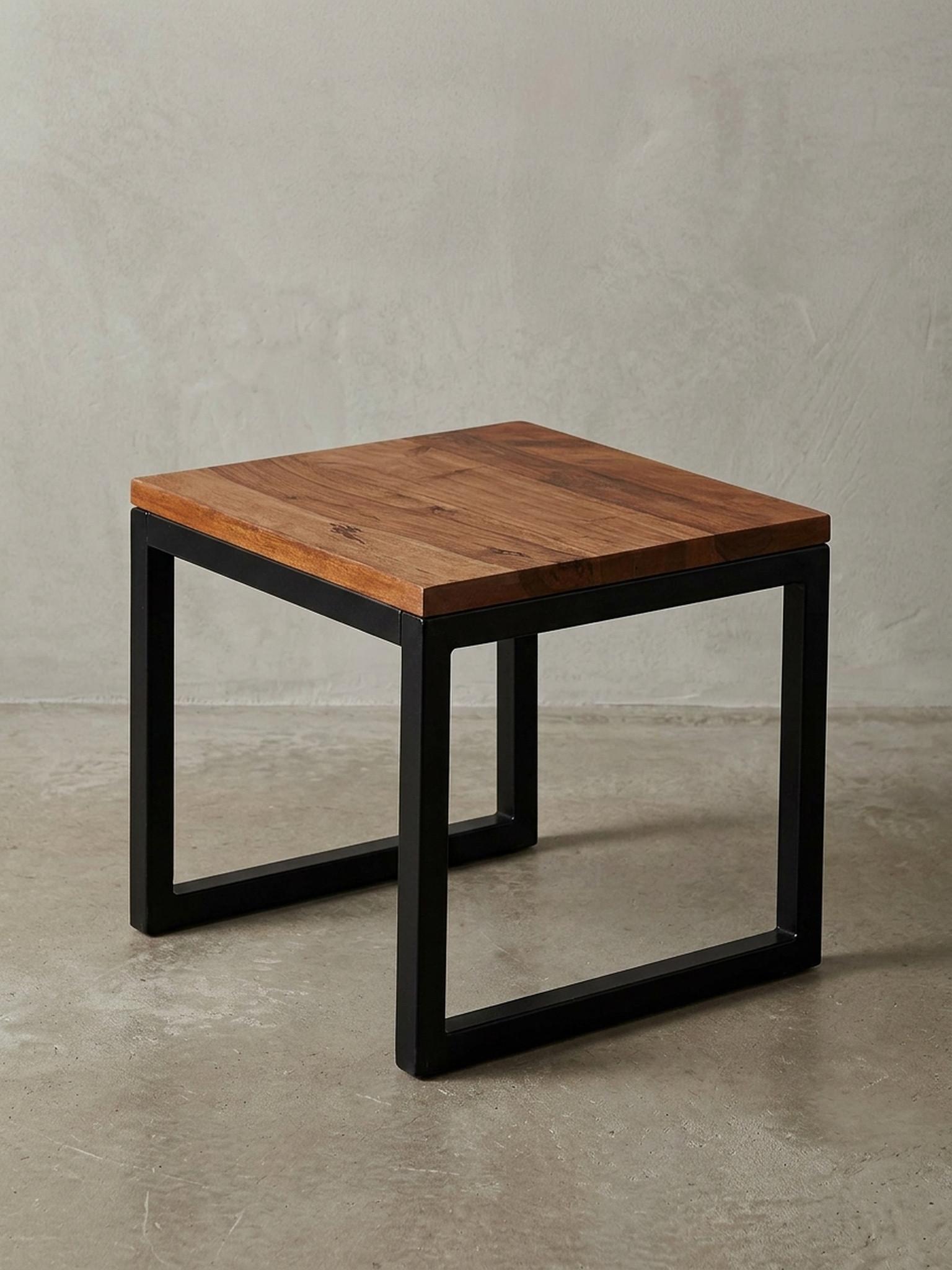 wohnli-moebel-suche-800001018611-1 BEISTELLTISCH – Massivholz Braun rechteckig robust Industrial Holz KADIMA DESIGN Möbel > Tische > Beistelltische Braun