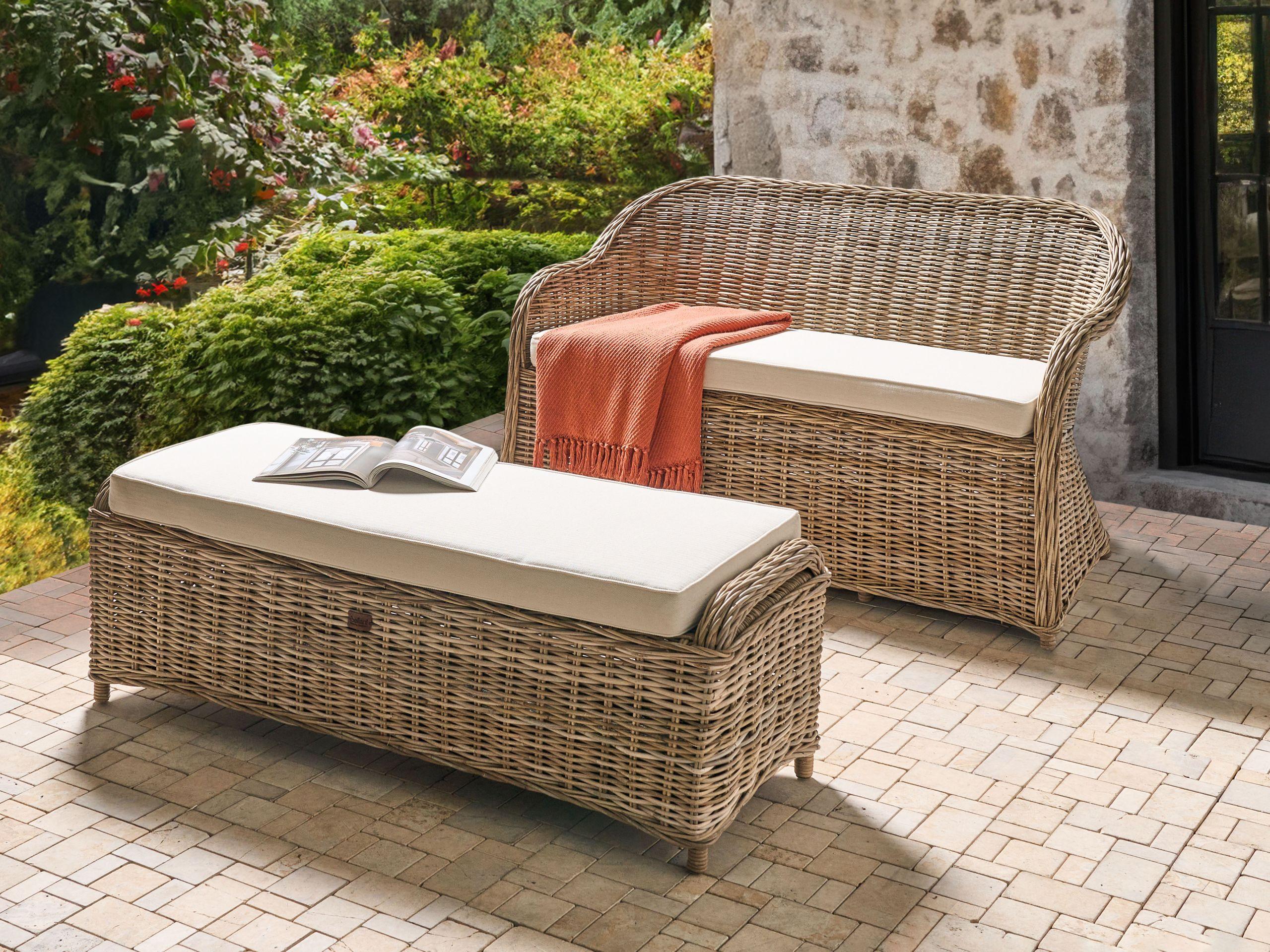 GARTENSOFA 2-Sitzer mit Ottomane Naturfarben Susua Naturmaterialien Beliani Garten & Outdoor > Gartenmöbel Braun