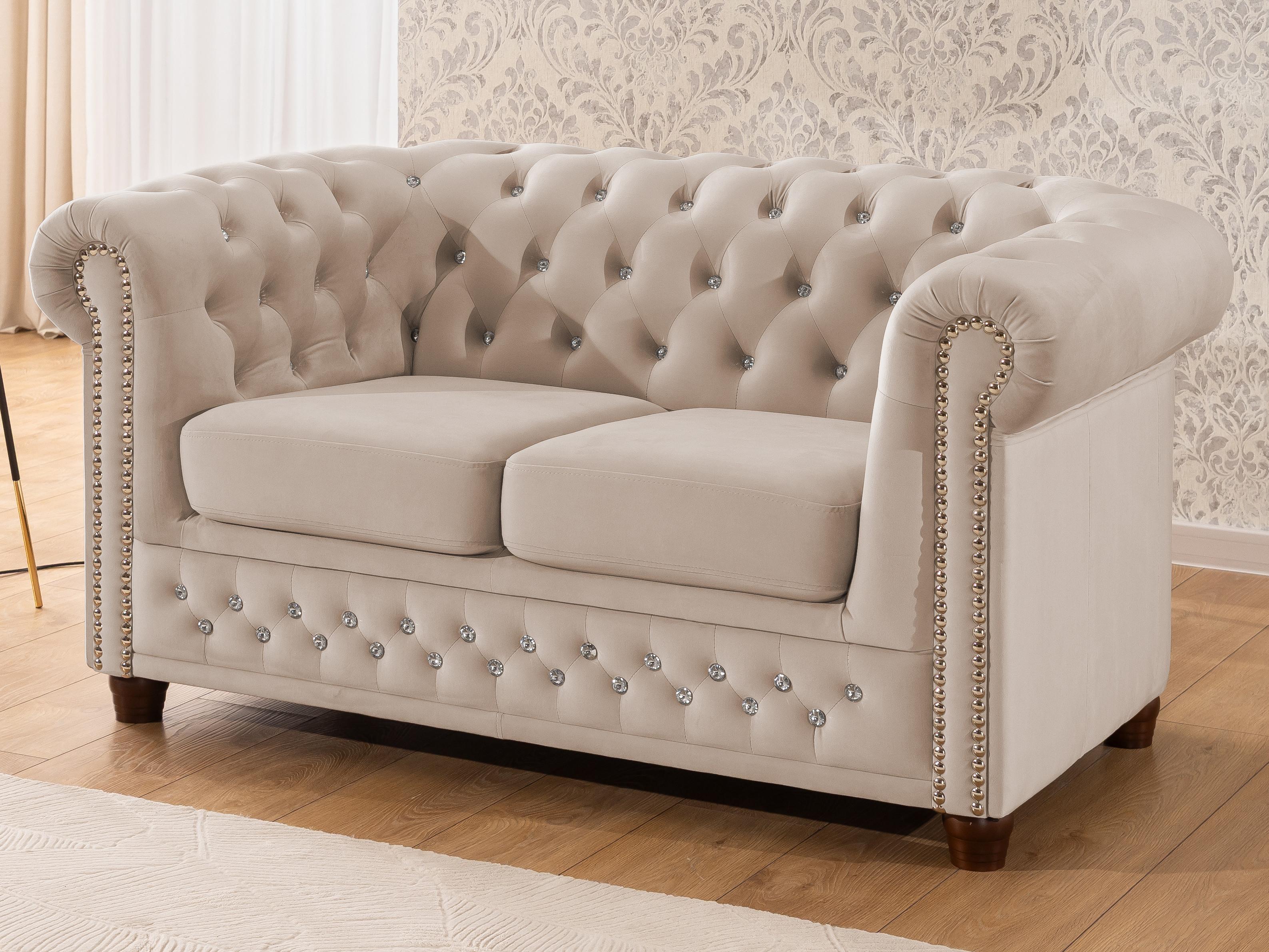 CHESTERFIELD-SOFA 2-sitzer Cleo Blink Beige Samt mit Kristallsteppung und braunen Massivholzfüßen Textil S-Style Möbel Möbel > Sofas & Couches > Sofas Beige