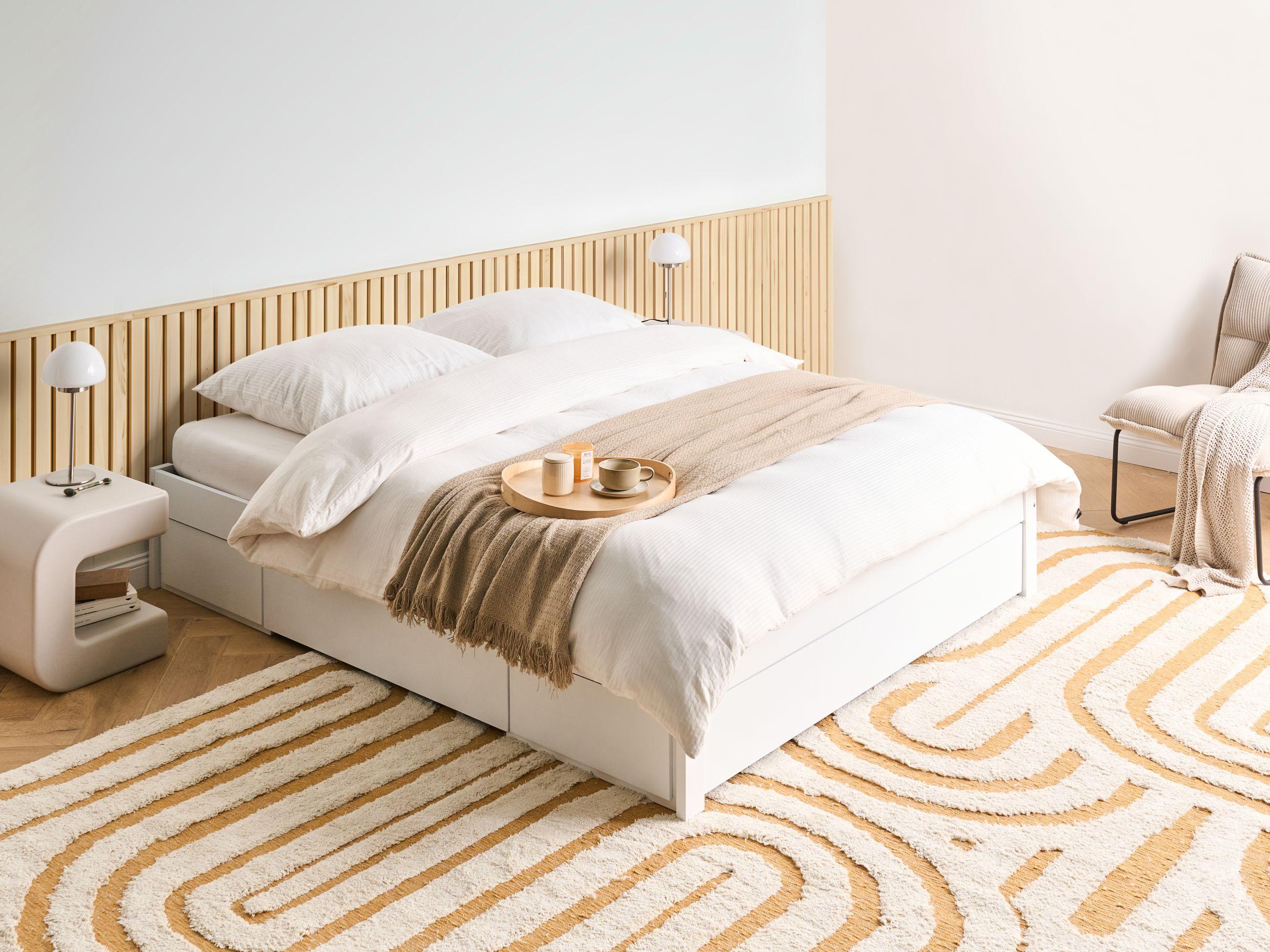 BETT 160/200 cm Dunkelbraun Giat Holz Beliani Möbel > Betten Weiß