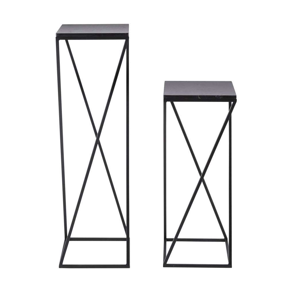 Wohnli Möbelsuche - Beistelltische aus aus Marmor und mattschwarzem Metall (x2)