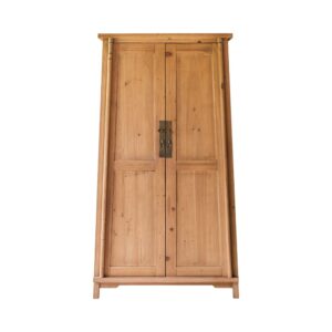 Wohnli Möbelsuche - Esszimmerschrank aus massiver recycelter Pinie