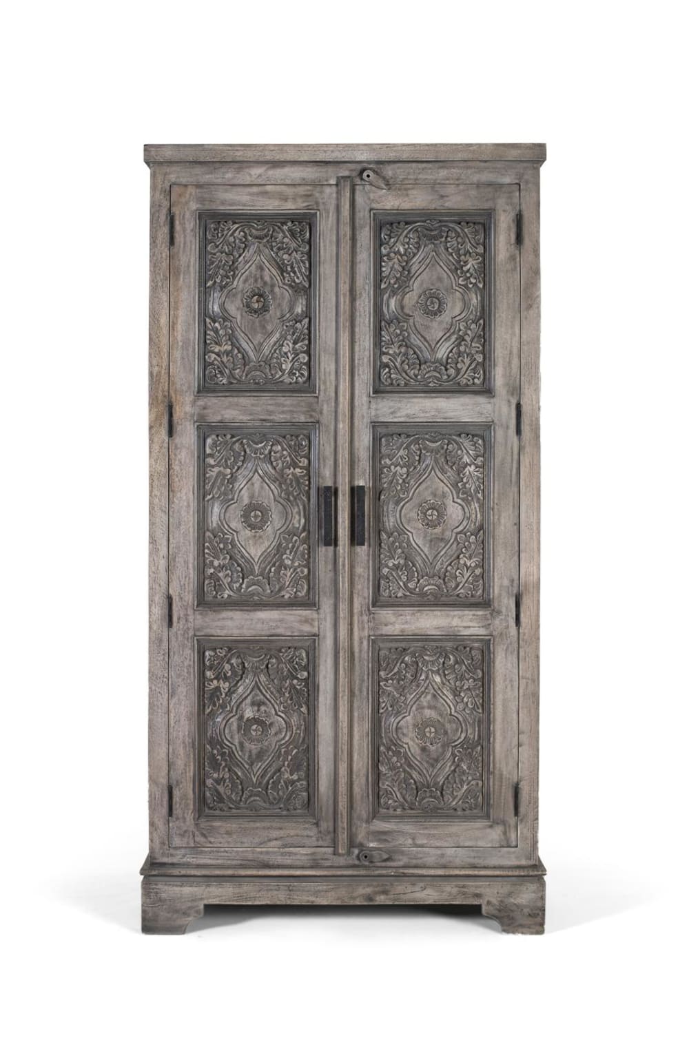 wohnli-moebel-suche-Kleiderschrank-aus-massivem-Mangoholz-mit-viel-Platz Wohnli Möbelsuche - Kleiderschrank aus massivem Mangoholz mit viel Platz