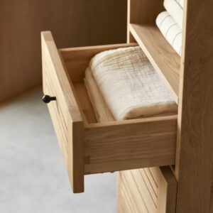 Hochschrank aus massivem Eichenholz 40x175x35cm Holz Beige Tikamoon Möbel Badezimmermöbel Bad-Hochschränke