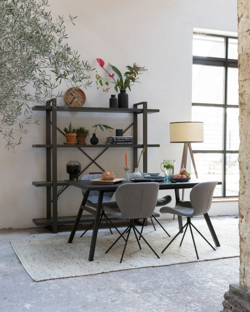 2 Design-Stühle aus Wollstoff in Grau 56x80x50cm Stoff Grau Zuiver Möbel Esszimmermöbel Stühle