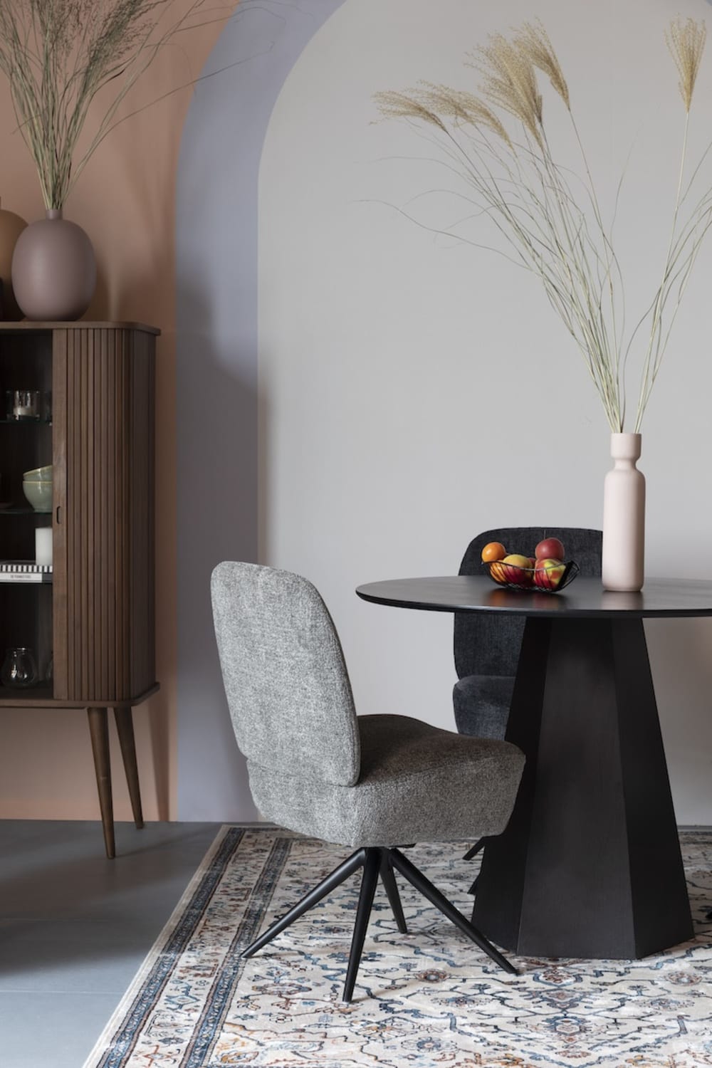 Drehstuhl aus 100% Polyester in anthrazit 50x85x55cm Stoff Grau Zuiver Möbel Esszimmermöbel Stühle