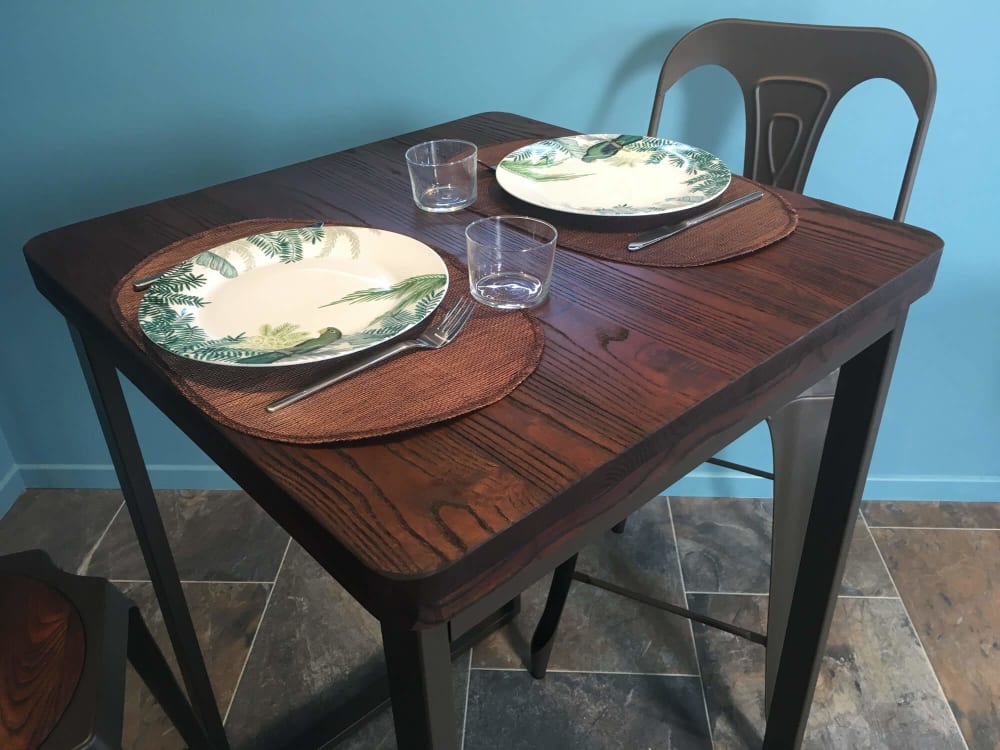 Hoher Tisch aus Stahl mit dunklem Massivholz und 2 Barhockern 70x105x70cm Holz Braun Mathi Design Möbel Esszimmermöbel Barhocker