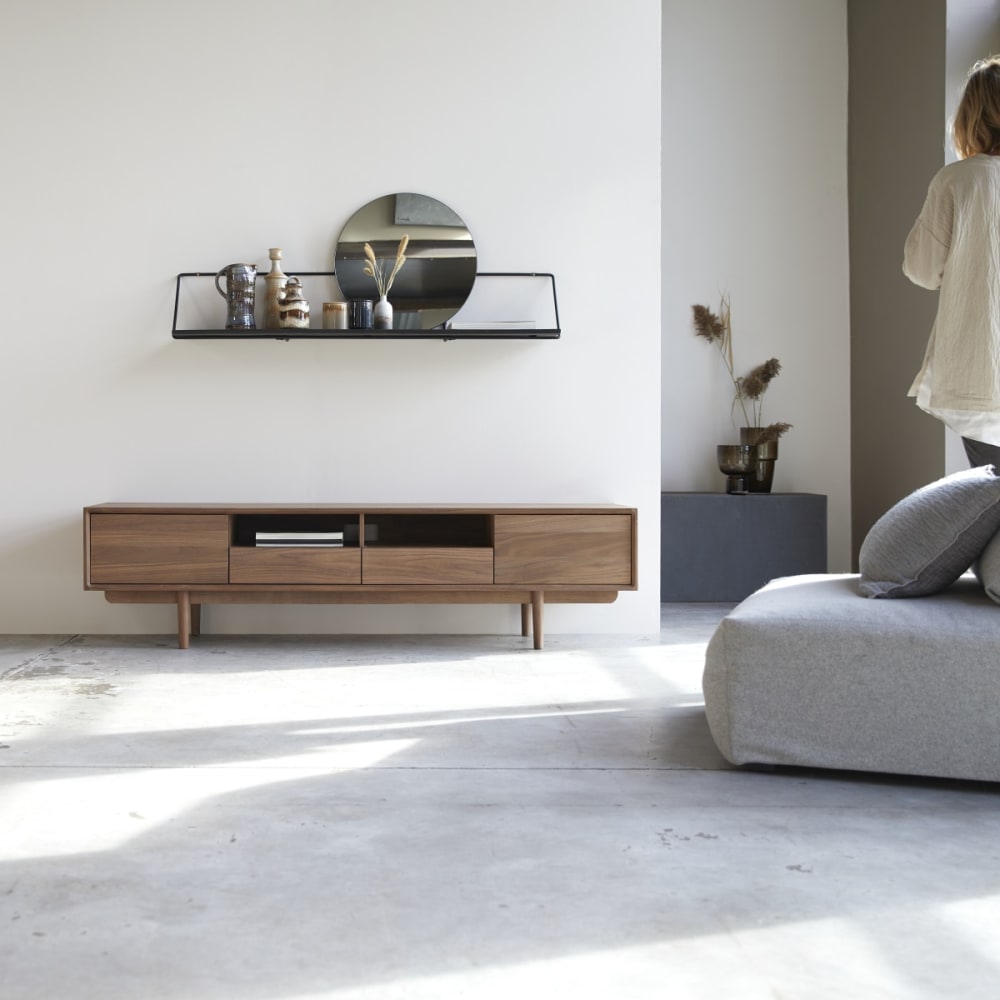 wohnli-moebel-suche-M21065543 Wohnli Möbelsuche - TV Schrank aus massivem Nussbaum 180 cm