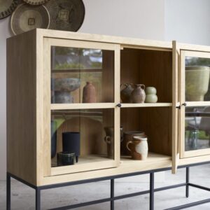 Niedriger Vitrinenschrank aus massiver Eiche 160x122x45cm Holz Beige Tikamoon Möbel Esszimmermöbel Vitrine und Vitrinenschrank