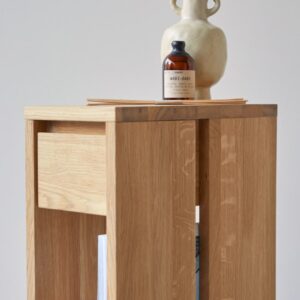 Beistelltisch aus massiver Eiche 20x70x35cm Holz Braun Tikamoon Möbel Wohnzimmermöbel Beistelltische