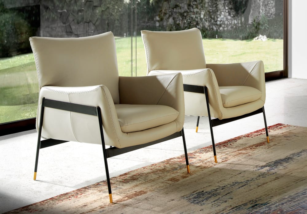 Grauer Rindsleder-Polstersessel 67x75x87cm Leder Weiß Angel Cerda Sofas und Sessel Sessel, Poufs und Fußbänke Sessel