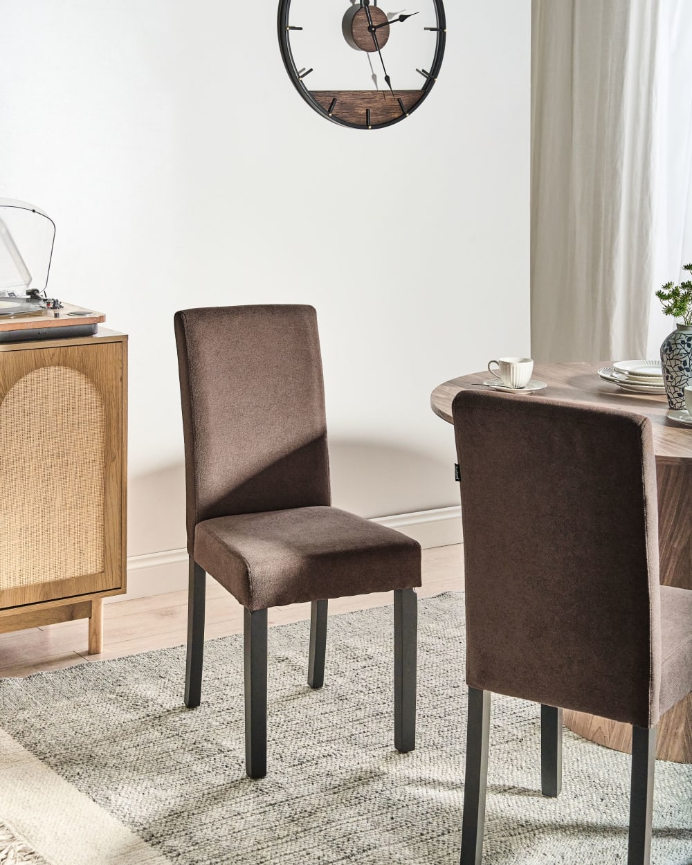 wohnli-moebel-suche-M22030188-1 braun
