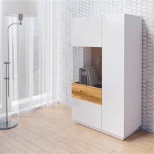 Weiß und Holzoptik