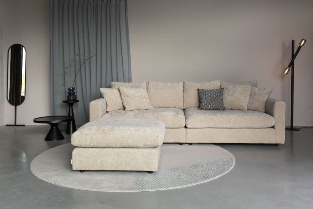 wohnli-moebel-suche-M22065824-1 Beiger Stoffhocker L 92 92x47x92cm Stoff Beige Zuiver Sofas und Sessel Sessel, Poufs und Fußbänke Sitzsäcke