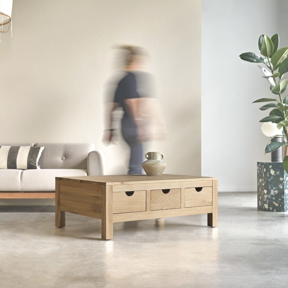 wohnli-moebel-suche-M22103902 Wohnli Möbelsuche - Couchtisch aus massiver Eiche