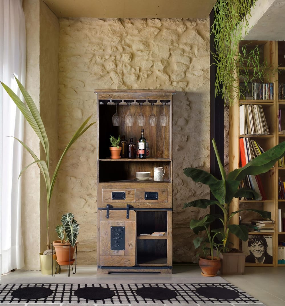 Flaschenschrank aus Akazie mit Metalldetails 75x170x38cm Holz Braun GINER Y COLOMER Möbel Esszimmermöbel Barmöbel