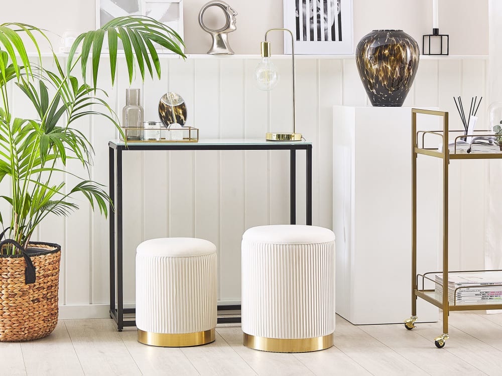 wohnli-moebel-suche-M22116195-1 35x44x35cm Samt Weiß Beliani Sofas und Sessel Sessel, Poufs und Fußbänke Sitzsäcke