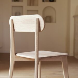 wohnli-moebel-suche-M23014981-1 Set aus 2 Stühlen aus massiver Eiche 48x85x49cm Holz Beige Tikamoon Möbel Esszimmermöbel Stühle