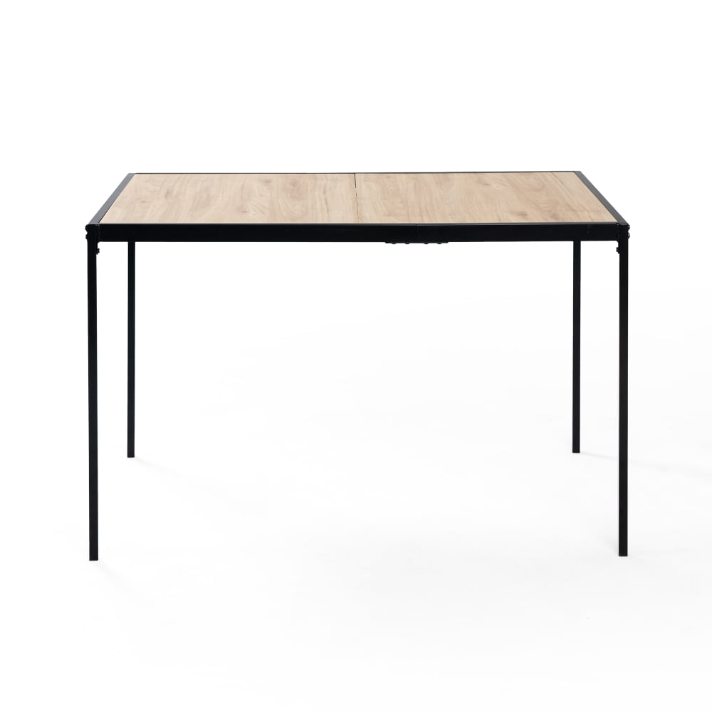 Wohnli Möbelsuche - Schreibtisch aus Holz und Metall mit minimalistischem Design