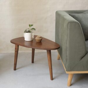wohnli-moebel-suche-M23026124-1 Couchtisch aus massivem Mindy in Walnuss-Finish 62 cm 62x42x43cm Holz Braun BERAH GETAH Möbel Wohnzimmermöbel Couchtische