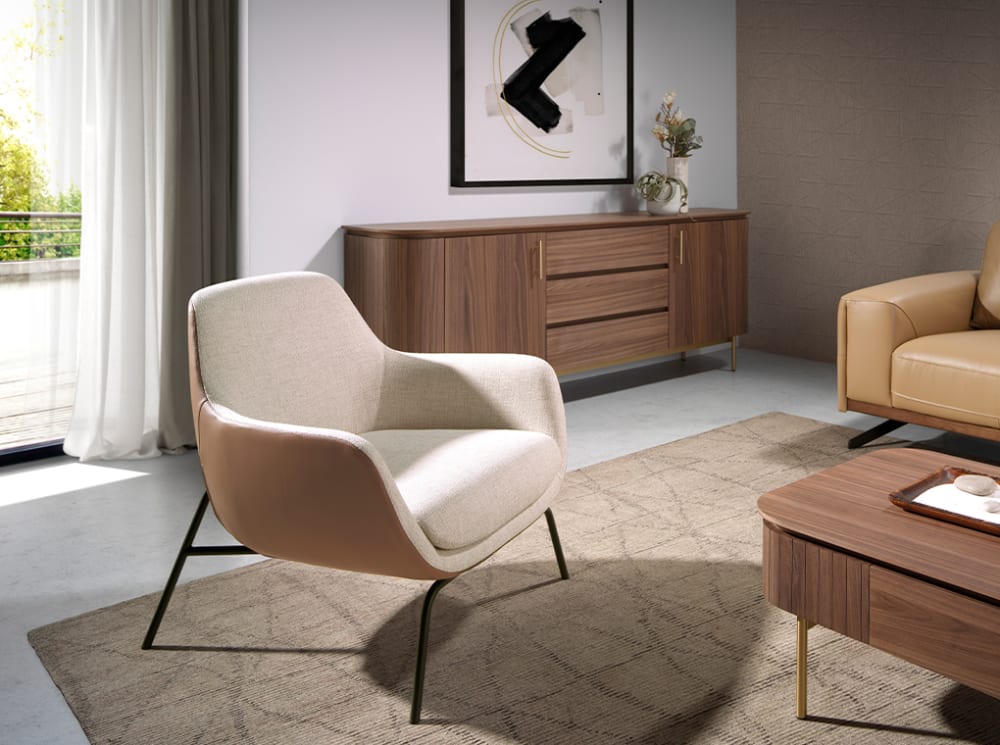 Gepolsterter Sessel aus Stoff und Ökoleder mit schwarzen Stahlbeinen 76x84x77cm Stoff Beige Angel Cerda Sofas und Sessel Sessel, Poufs und Fußbänke Sessel