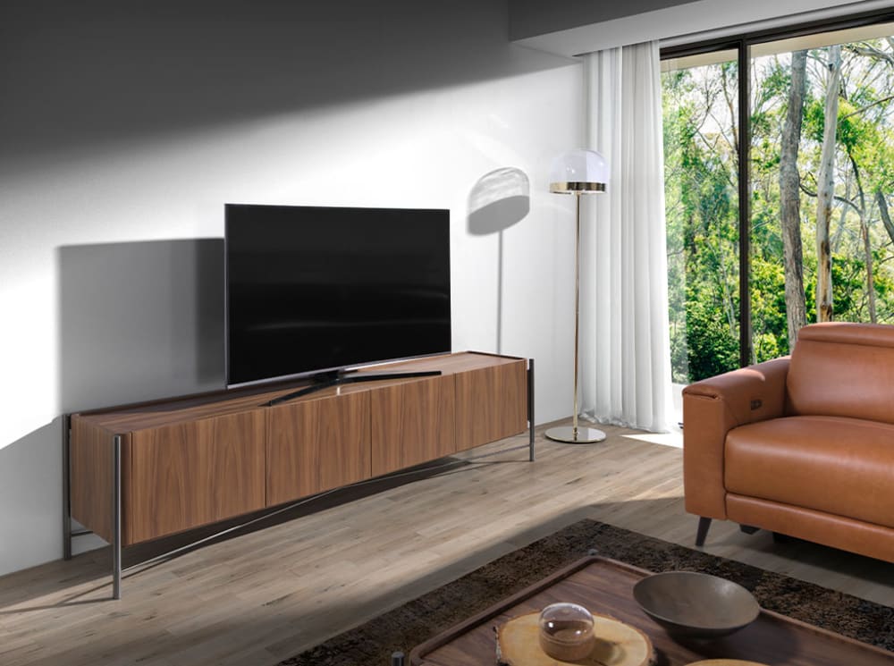 wohnli-moebel-suche-M23047205-1 TV-Ständer aus Walnussholz und Stahl 46x53x220cm Holz Braun Angel Cerda Möbel Wohnzimmermöbel TV-Möbel