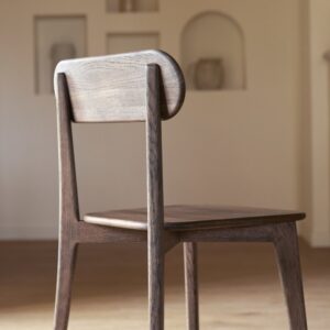 wohnli-moebel-suche-M23158708-1 Set aus 2 Stühlen aus massiver Eiche Brown 48x85x49cm Holz Braun Tikamoon Möbel Esszimmermöbel Stühle
