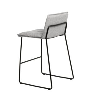 wohnli-moebel-suche-M23165010-1 Niedriger Hocker mit Metallbeinen und gepolstertem Sitz in Hellgrau. 52x84x48cm Polyester Grau Koketto Home Möbel Wohnzimmermöbel Hocker