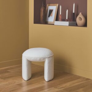 Hocker mit Bezug aus weißem strukturiertem Bouclé 44x42x44cm Stoff Weiß sweeek Sofas und Sessel Sessel, Poufs und Fußbänke Sitzsäcke