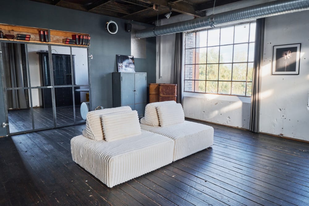 wohnli-moebel-suche-M24025530-1 cremeweiß