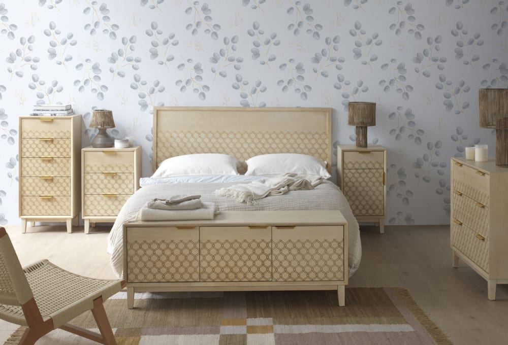 Furnier aus Eichenholz mit 5 Schubladen