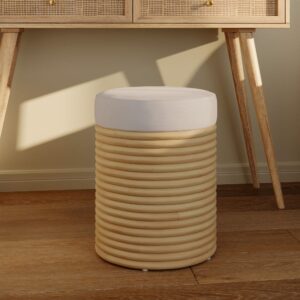 wohnli-moebel-suche-M24042739-1 Rattanstuhl mit cremefarbenem Stoff H 43 cm 35x43x35cm Rattan Braun Maison Pavane Möbel Wohnzimmermöbel Hocker