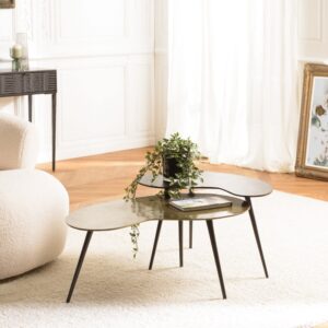 mattschwarz und goldfarben